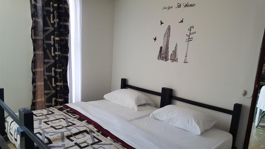 Guest house Casa Family 2*